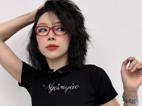 Dòng trạng thái khó hiểu của Tóc Tiên