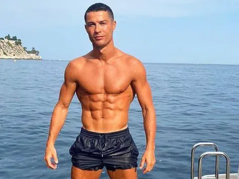 Ronaldo là siêu sao duy nhất nói “không” với hình xăm, lý do khiến cả thế giới nể phục
