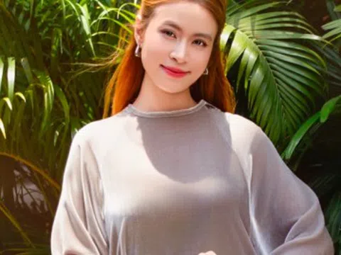 Cuộc sống kín tiếng của Hoàng Thuỳ Linh ở tuổi 37