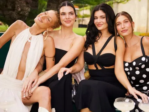 Khung hình top 1 toàn cầu lúc này: 4 mỹ nhân hàng đầu hội tụ, đủ trend hot nhất được gọi tên