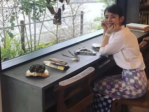 Bán nhà phố để về quê sống an nhàn, một gia đình sớm nhận ra: Tiền không đủ, con không vui, và họ mắc kẹt
