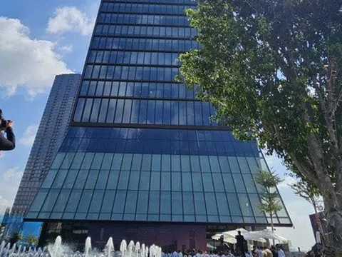 Bí thư Thành ủy TP HCM dự lễ khánh thành Trung tâm Tài chính quốc tế cao 55 tầng