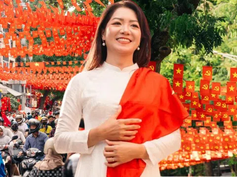 Hà Nội, những ngày đi dưới bóng cờ!
