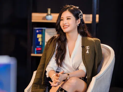 Phan Hoàng Thu: Từ hoa hậu xinh đẹp đến BTV tài chính