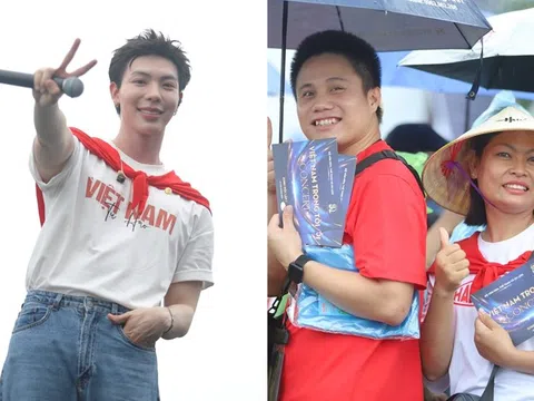BTC concert quốc gia Việt Nam Trong Tôi thông báo 1 tin quan trọng, nghệ sĩ và khán giả đội mưa chuẩn bị trước giờ G