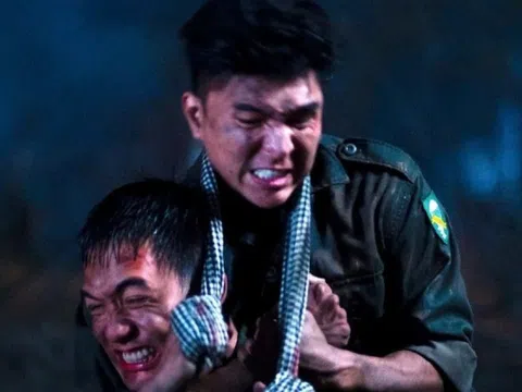 Lý do 'Mưa đỏ' lập kỷ lục chưa từng có