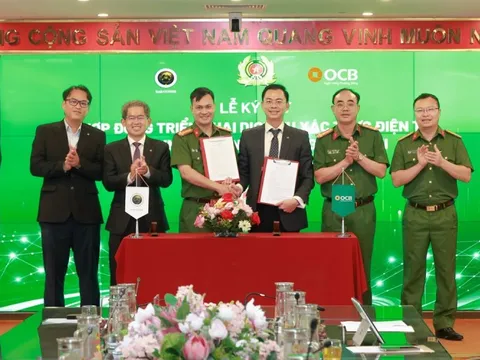 OCB triển khai dịch vụ xác thực điện tử qua VNeID trên ứng dụng OCB OMNI