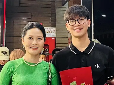 Con trai của phó Bộ trưởng Bộ Ngoại giao phim Mưa Đỏ ngoài đời