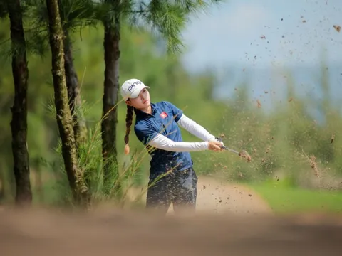 Bóng hồng 17 tuổi của làng golf Việt: 10 tuổi đã cầm gậy, lập nên “cú hat-trick” lịch sử, 3 năm liên tiếp làm được điều này