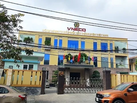 HoSE cảnh báo nguy cơ hủy niêm yết cổ phiếu VNE vì kiểm toán ngoại trừ