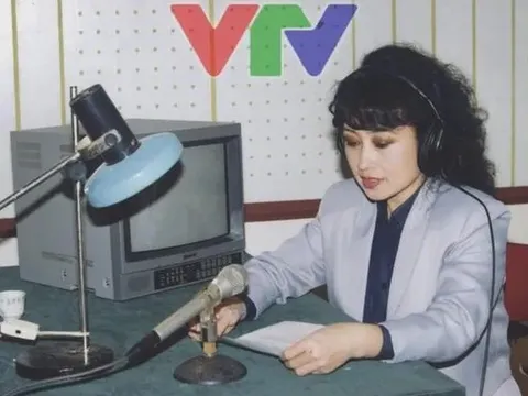 Giọng đọc vàng của Thời sự VTV, nổi tiếng với câu thoại 'Thuê bao quý khách...'