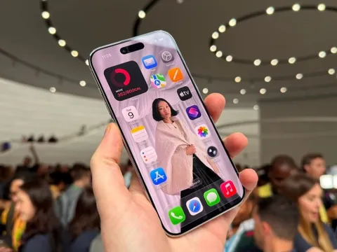 iPhone Air thực sự đáng mua nhất năm nay, cầm trên tay ai cũng thốt lên: "Si mê, khó tin, tuyệt diệu"