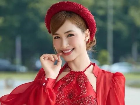 Hòa Minzy kiếm ít nhất 2 tỷ/tháng?
