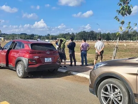 Bộ Xây dựng sẽ đề xuất cơ chế kiểm soát, kiềm chế giá bất động sản