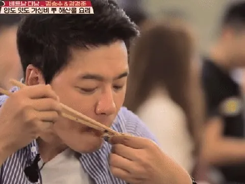 Món Việt Nam lên đài Hàn Quốc, giá gây bất ngờ, du khách nhận xét: "Không nói nên lời!"