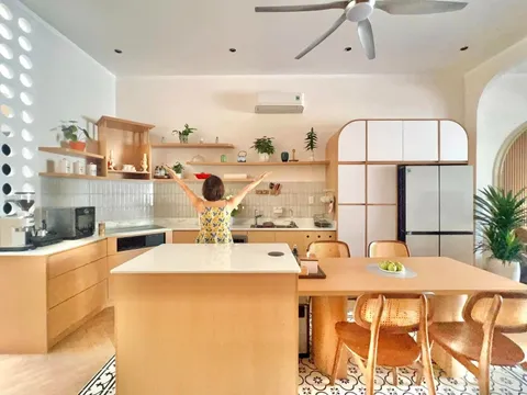 Kinh nghiệm 15 năm sống chung cư: Tôi nhận ra nên làm bếp mở với phòng khách hay bếp khép kín, chọn đúng thì sống sướng, bán dễ