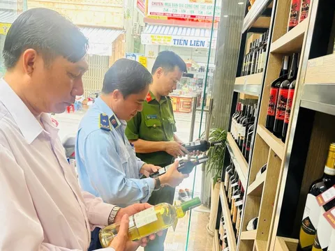 Cần Thơ mở cao điểm chống buôn lậu, gian lận thương mại, bảo vệ thị trường dịp Tết 2026