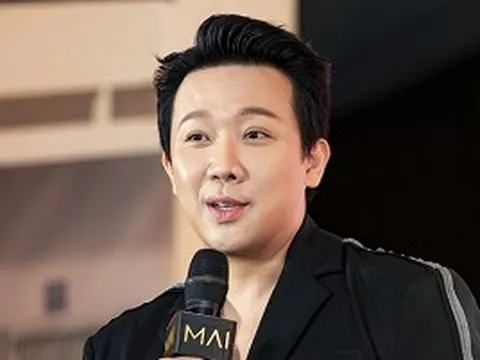 Doanh thu 5 bộ phim hơn 2100 tỷ, Trấn Thành bỏ túi bao nhiêu?