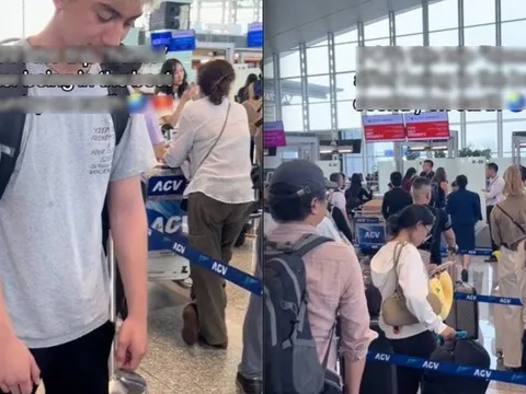 Khách Tây cúi gằm mặt ở sân bay khi rời khỏi Việt Nam, nghe nguyên nhân nhiều người muốn an ủi