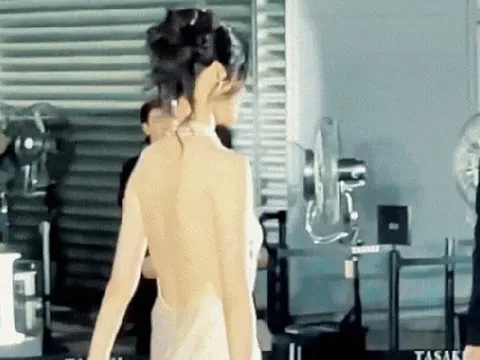 "Nàng thơ" nghi không được thiếu gia cưới, nhưng sinh con vẫn nhận "thưởng nóng" 340 tỷ và căn biệt thự