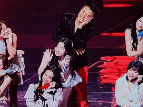 Tổng tài cả nước biết mặt bỏ chức CEO, quyết làm ca sĩ giật hết spotlight showbiz