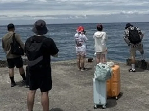 Nghỉ xuyên 9 ngày từ Giỗ Tổ Hùng Vương đến 30/4 - 1/5: Lịch trình vui chơi đã chốt, giờ chỉ chờ sếp "oke em"