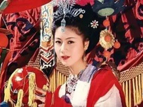 Mỹ nhân ‘đắt giá’ nhất Tây du ký: Xuất hiện 3 phút trên phim, U70 sống kín tiếng
