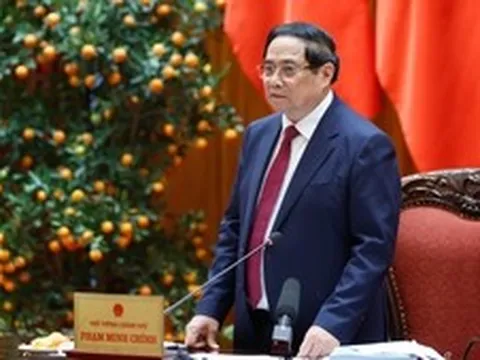 Thủ tướng: Bảo đảm tiếp cận bình đẳng các dịch vụ tài chính ngân hàng, không để ai bị bỏ lại phía sau