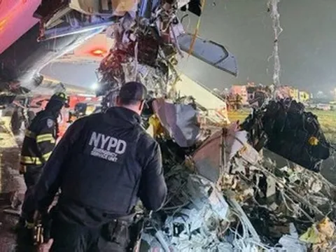 Văng 100m khỏi máy bay, nữ tiếp viên sống sót thần kỳ nhờ chiếc ghế đặc biệt