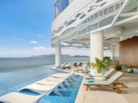 1 địa điểm mới mở ở thành phố biển đẹp nhất Việt Nam: View đẹp vô thực, tối giản nhưng vẫn sang trọng khiến du khách trầm trồ