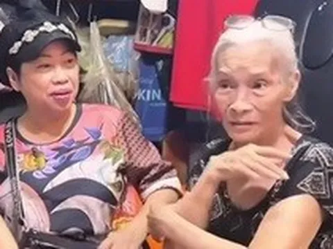 Quái kiệt sân khấu 79 tuổi đi làm nuôi cả gia đình, khỏe tới mức đàn em sửng sốt