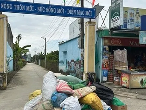 Đà Nẵng: Hàng nghìn tấn rác bủa vây khu dân cư, người dân sống trong cảnh “nghẹt thở”