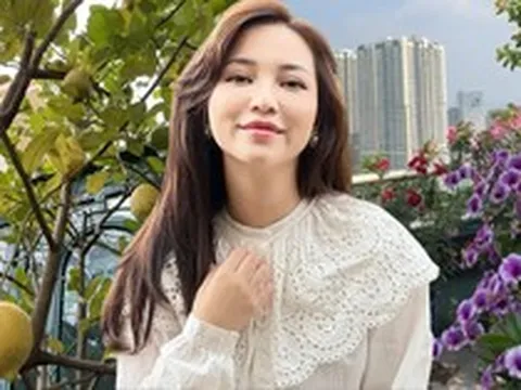 Khu vườn trên  tầng 36 đẹp nhất nhì Sài thành: Phú bà sáng ngắm hoa, chiều hái quả, tối uống trà "chill" quên mặt đất