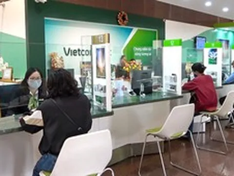 Ngân hàng đồng loạt hạ lãi suất, mở rộng dòng vốn cho nền kinh tế