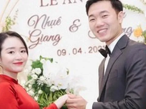 Lương Xuân Trường cưới nữ giám đốc vào tháng 6 này!