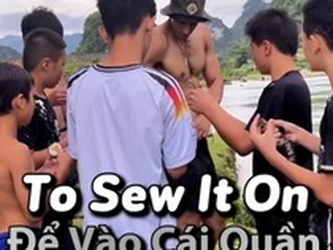 Khách Tây bối rối vì bo tiền nhưng bị đám trẻ vùng cao kiên quyết trả lại