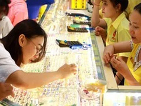 Lời khuyên quan trọng cho người sắp mua vàng