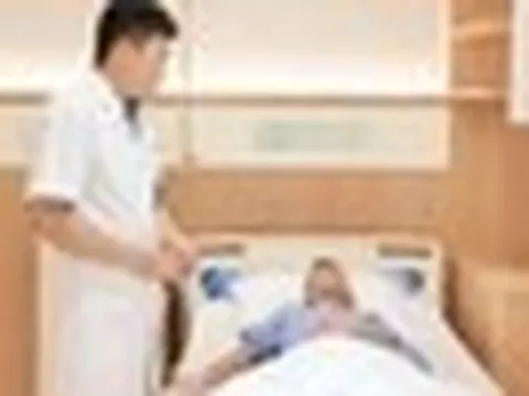 Bán trâu lấy tiền uống thuốc nam chữa ung thư, 5 tháng sụt 15kg, suýt mất mạng