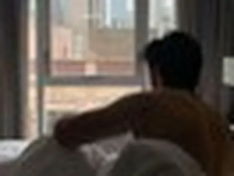 Nam giới "tự xử" quá nhiều có làm teo "cậu nhỏ" không? Bác sĩ nói thẳng: 4 điều này còn hại hơn gấp bội!