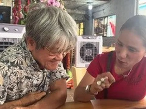 Nữ NSƯT dẫn bố mẹ về lại nhà mặt tiền ở TP.HCM sau khi đóng cửa kinh doanh