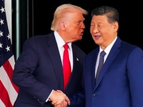 Một quốc gia ‘đứng ngồi không yên’ trước cuộc gặp giữa Tổng thống Trump và Chủ tịch Tập Cận Bình: Một cái bắt tay có thể khiến nền kinh tế top đầu châu Á 'lép vế'?