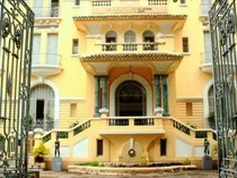 Bí ẩn về cô con gái của tỷ phú có 20.000 căn nhà mặt phố Sài Gòn