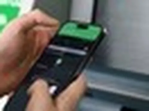 Cơ quan Thuế yêu cầu Vietcombank, Agribank, VietinBank... trích tiền từ tài khoản ngân hàng của loạt người nộp thuế có tên sau