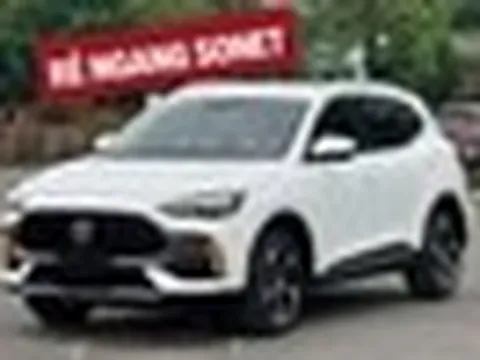 MG HS giảm kỷ lục tại đại lý: SUV cỡ C 'full' công nghệ, giá chỉ ngang ngửa Sonet, Venue
