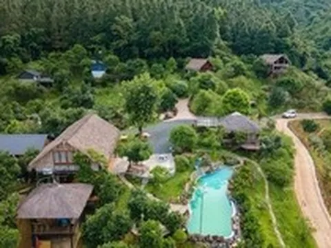 Nam NSƯT ly hôn vợ kém 18 tuổi: U60 sống bình yên trong cơ ngơi 12.000m2, tận hưởng cuộc sống điền viên "trồng rau nuôi cá"