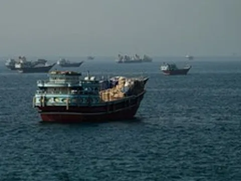 Bị hải quân Mỹ phong tỏa cảng đã khiến Iran mất gần 6 tỷ đô la doanh thu dầu mỏ như thế nào?