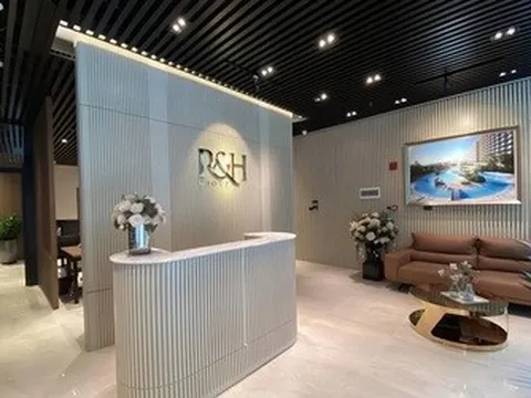 R&H Group bị "tuýt còi" vì sử dụng vốn trái phiếu
