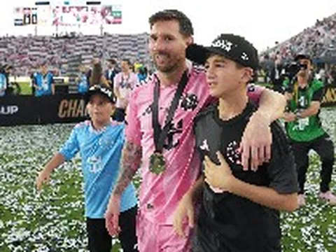 Messi dạy con thế nào: Không điện thoại, không áp lực, tiết lộ điều không muốn các con giống mình