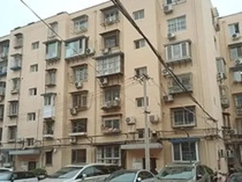 Mua nhà 30 năm tuổi: Món hời hay “hố sâu” tài chính? Tôi đã tìm hiểu và nhận ra không phải cứ rẻ là đáng mua