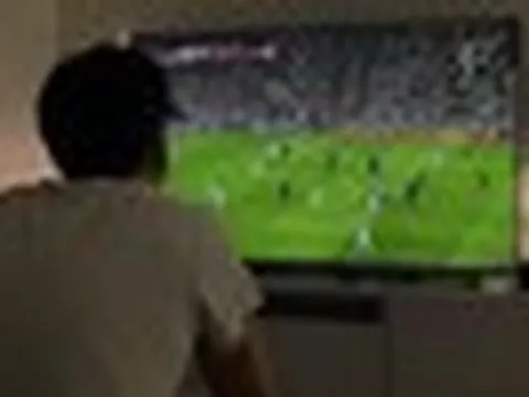 Thức đêm xem World Cup, người đàn ông 30 tuổi phù não vào thẳng phòng cấp cứu